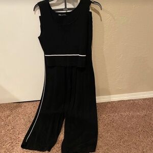 Matching crop tank and wide leg pants -Zyia